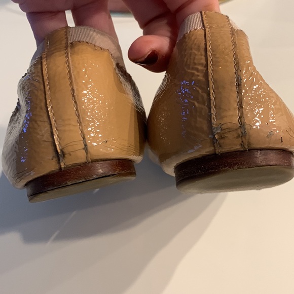 Tory Burch Caroline nude patent leather flats-size 8 - Picture 8 of 14